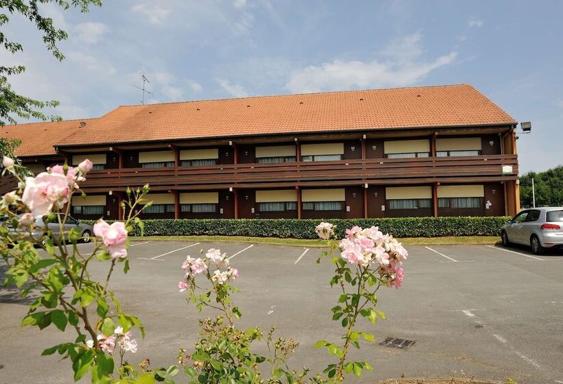 חדר סטנדרט מיטה זוגית, Campanile Saintes