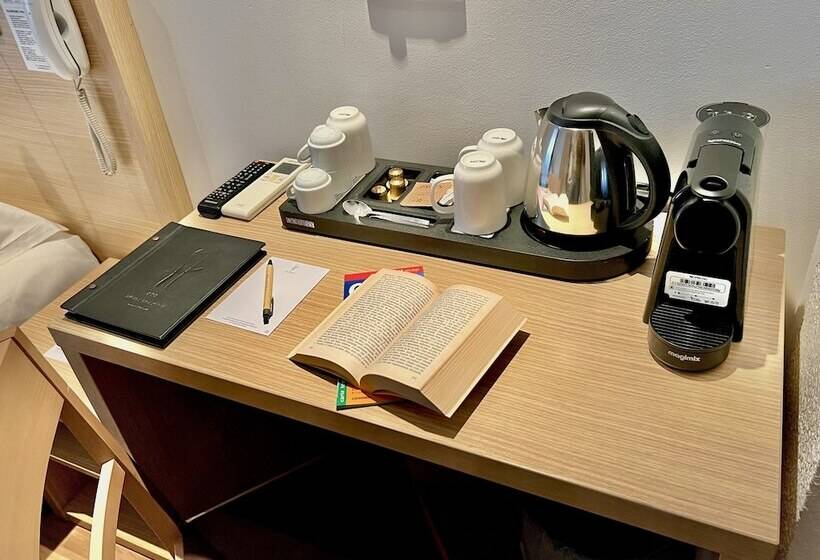 اتاق استاندارد, Holzer Ii