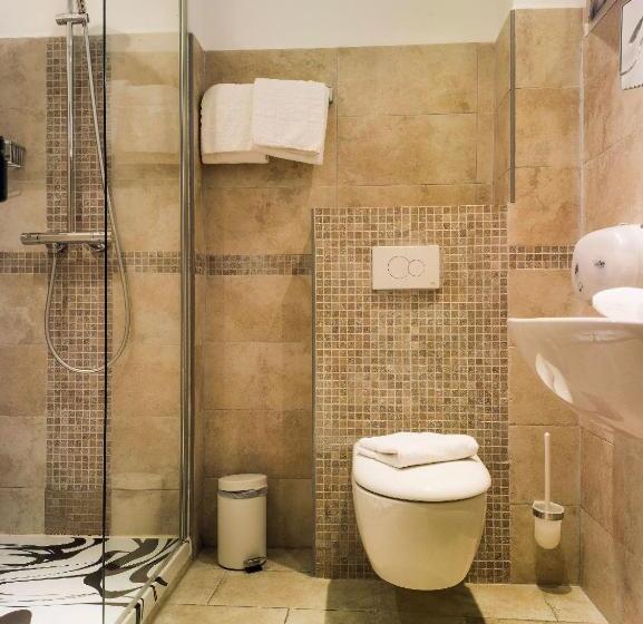 اتاق استاندارد, Holzer Ii