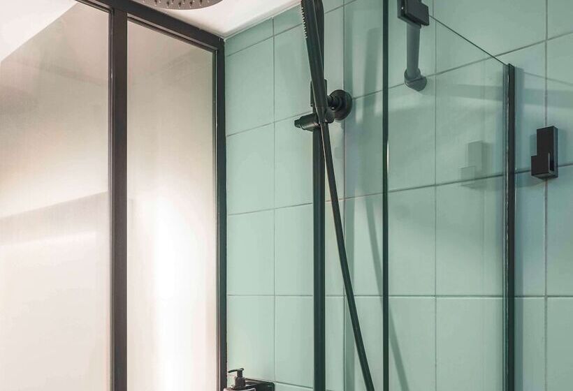 سوییت, Ibis Styles Paris Montmartre Nord