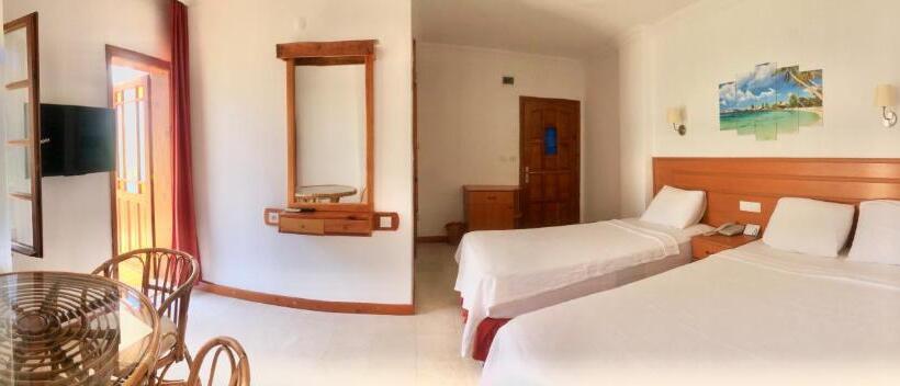 חדר סטנדרט לשלושה, Kekova