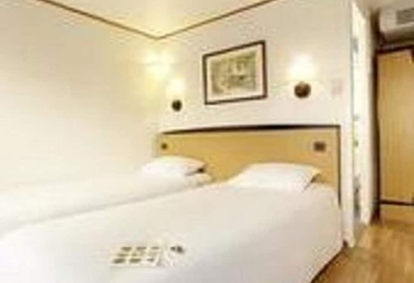 غرفة قياسية, Kyriad Niort   La Crèche