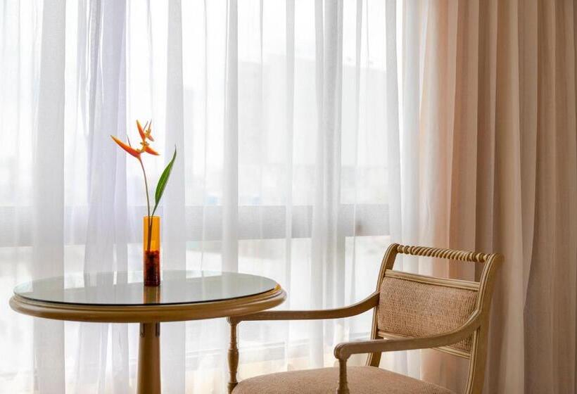 اتاق سوپریور, Pinnacle Lumpinee Park