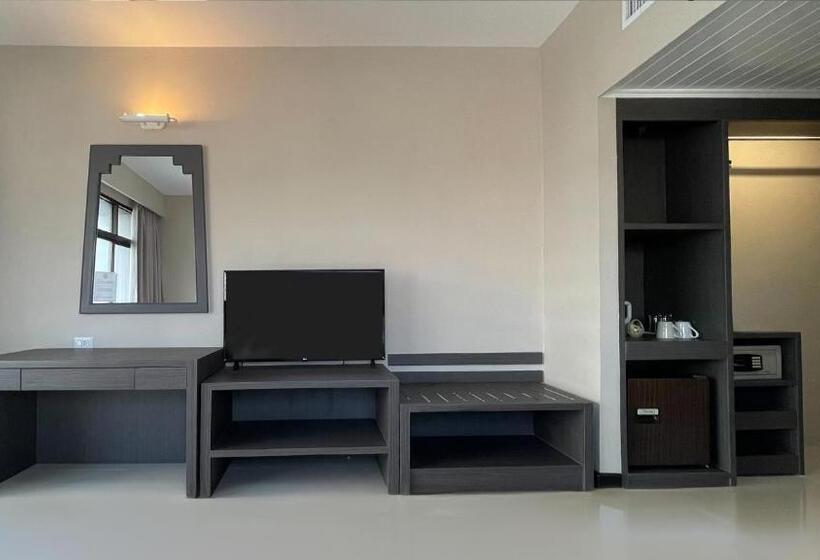 اتاق لوکس, Pinnacle Lumpinee Park