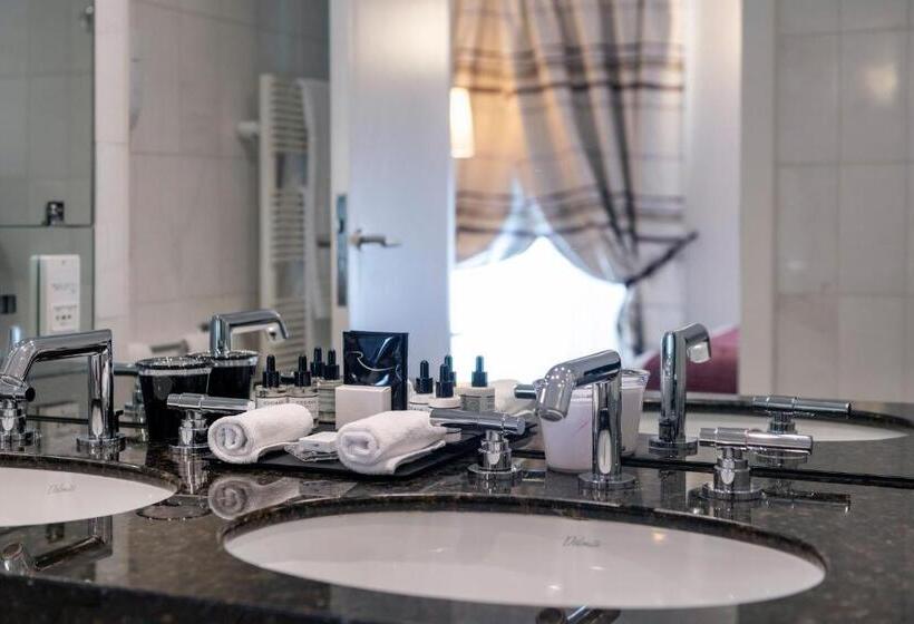 Классический Номер, & Spa Regent Petite France