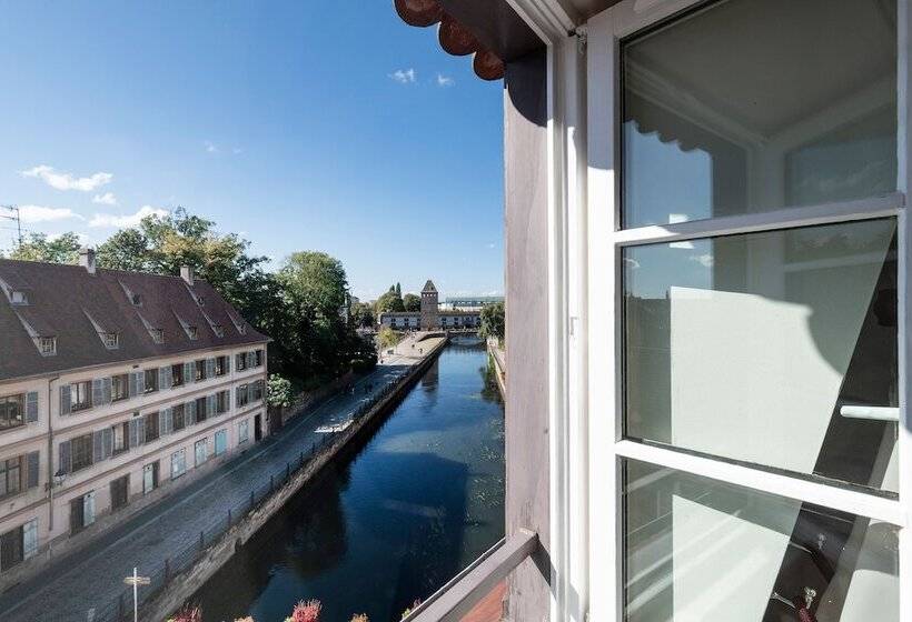 חדר סופריור, & Spa Regent Petite France