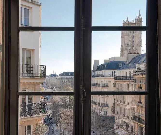 اتاق لوکس, Hôtel Le Presbytère