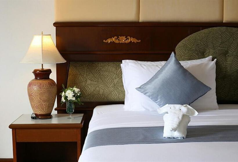 디럭스 룸, Star Convention