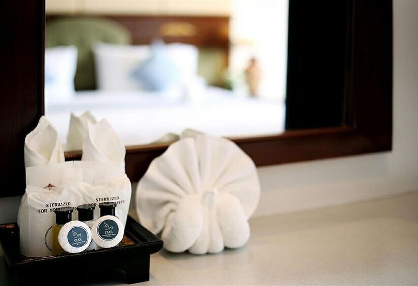 디럭스 룸, Star Convention