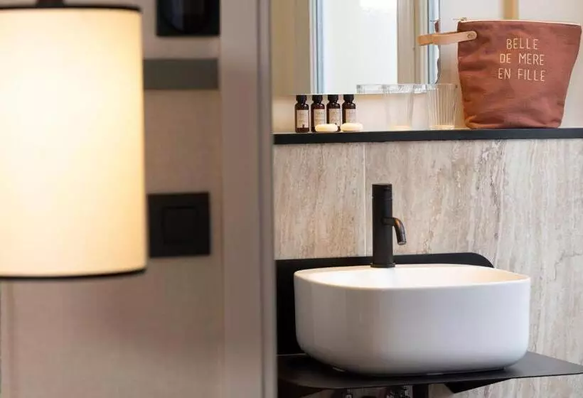 スパアクセス付きのスーペリアルーム, Hôtel Toujours & Spa