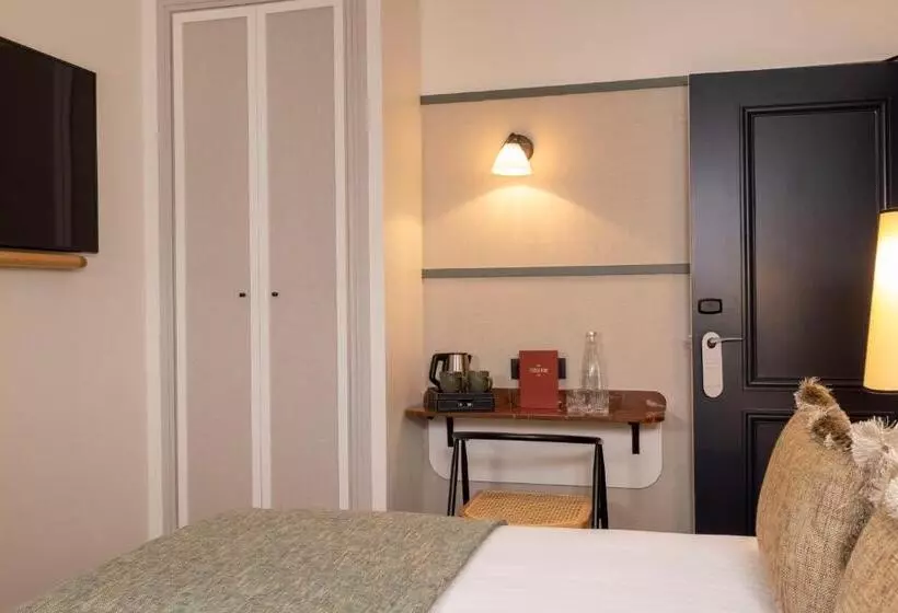 バルコニー付きスタンダードルーム, Hôtel Toujours & Spa
