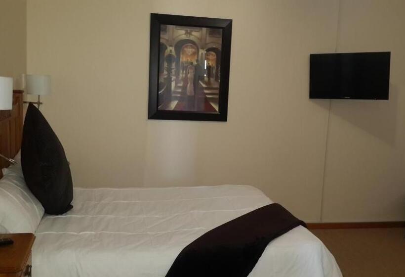 חדק דלוקס עם ג'קוזי, Victoria