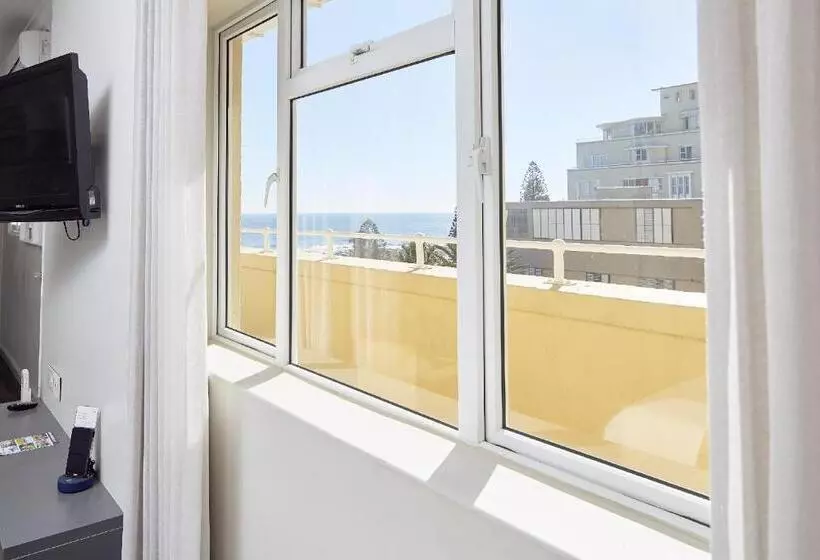 オーシャンビュースーペリアワンルーム, First Group Riviera Suites