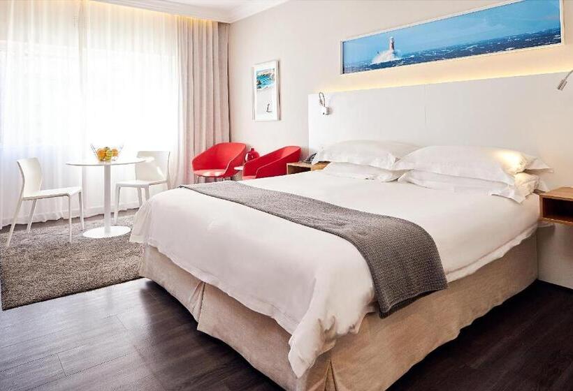 استودیوی استاندارد, First Group Riviera Suites