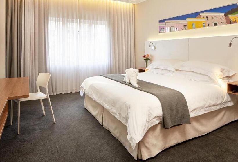 شقة غرفة واحدة, First Group Riviera Suites