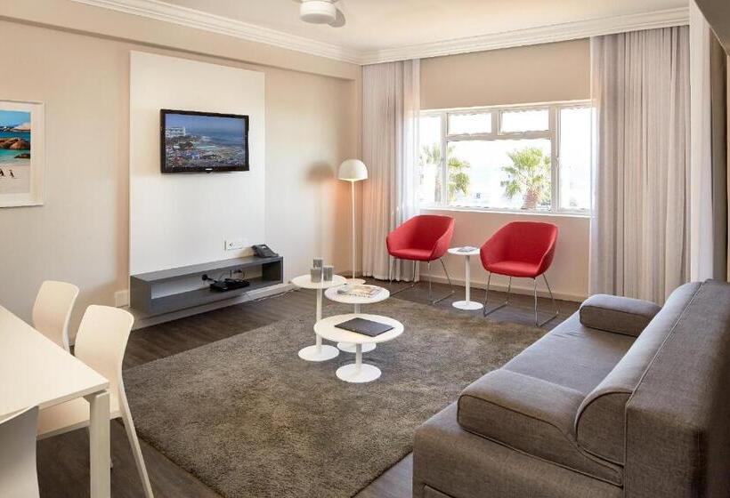 شقة 3 غرف مطلة على البحر, First Group Riviera Suites