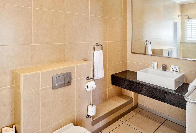 آپارتمان ممتاز دوخوابه رو به دریا, First Group Riviera Suites