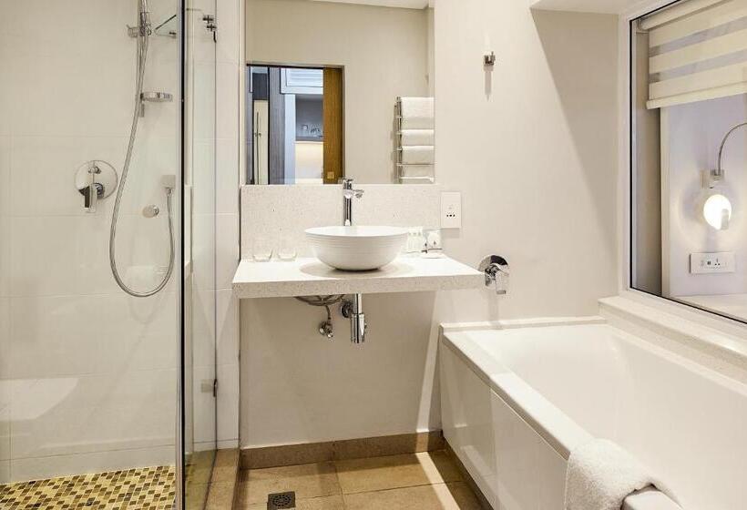 غرفة قياسية مزوَّدة بتراس, First Group Riviera Suites