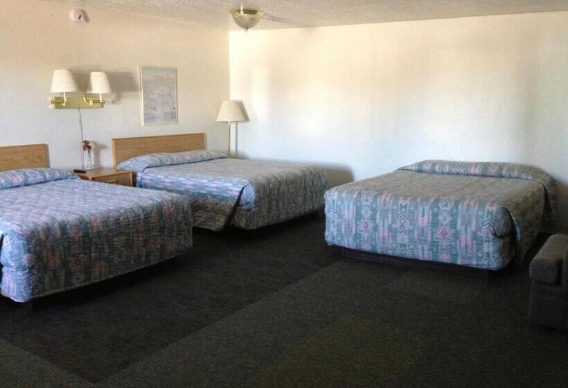 패밀리 룸, The Golden Spur