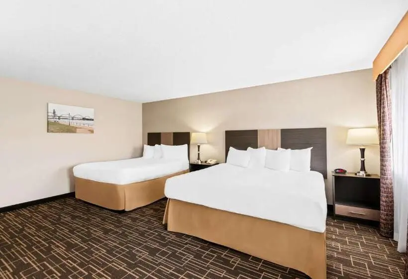 クイーンサイズベッドのスタンダードルーム, Best Western Airport Inn