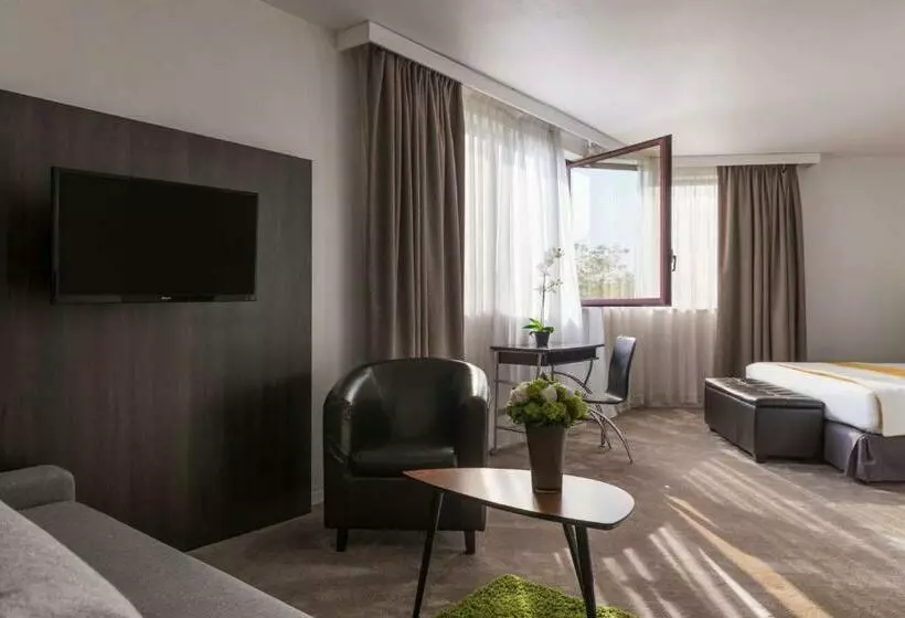 سوئیت جونیور با تخت بزرگ, Best Western Le Galice Centre Ville