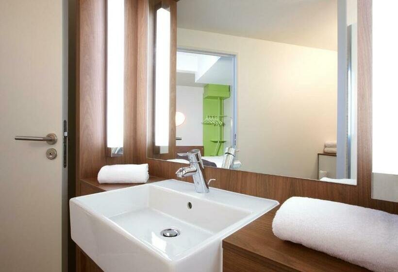 スタンダードトリプルルーム, Campanile Nice Aéroport