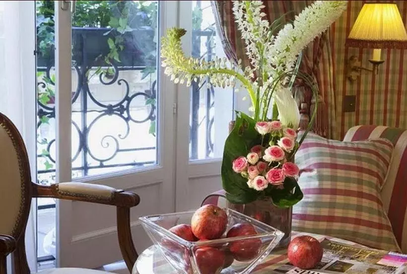 Chambre Deluxe, Chambiges Elysees