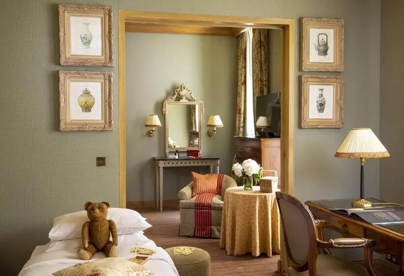 Suite, Chambiges Elysees