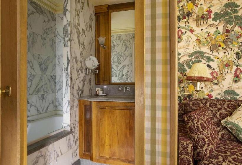 Suite, Chambiges Elysees