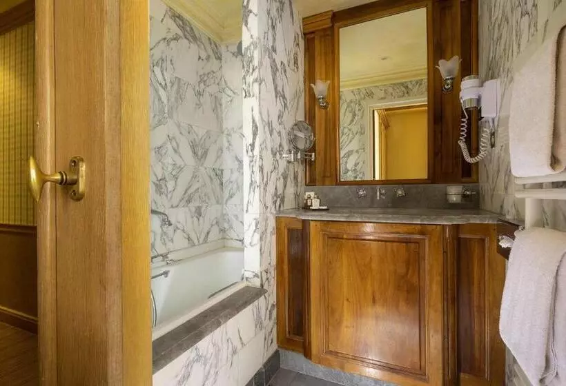 Suite, Chambiges Elysees