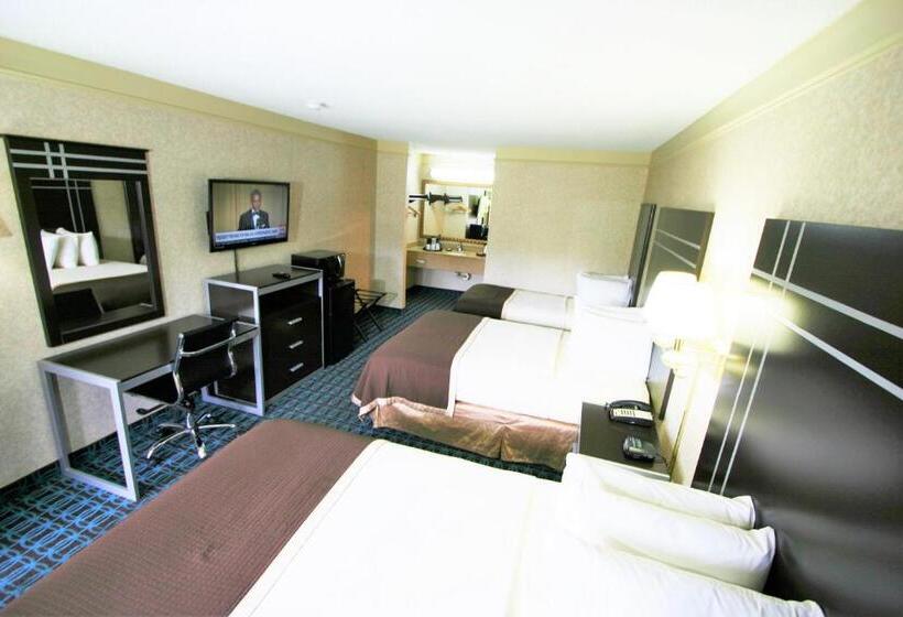 חדר משפחתי, Deluxe Inn   Fayetteville I 95