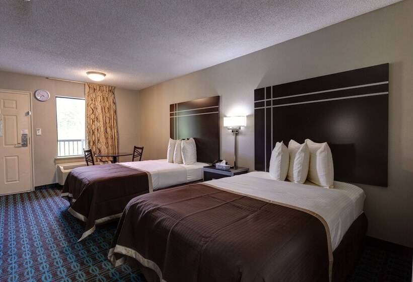 Номер Стандарт 2 Двуспальные Кровати, Deluxe Inn   Fayetteville I 95