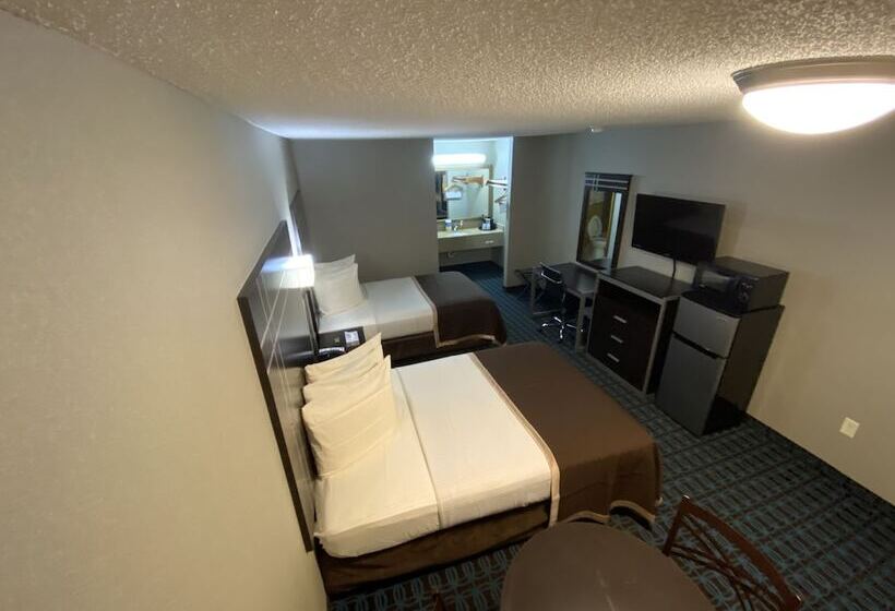 Номер Стандарт 2 Двуспальные Кровати, Deluxe Inn   Fayetteville I 95