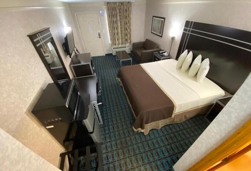 חדר סטנדרט עם מיטת קינג, Deluxe Inn   Fayetteville I 95