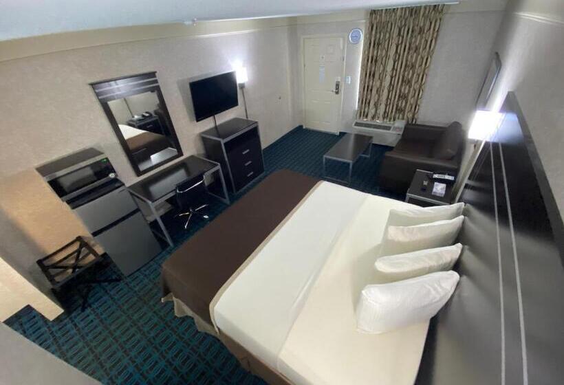 חדר סטנדרט עם מיטת קינג, Deluxe Inn   Fayetteville I 95