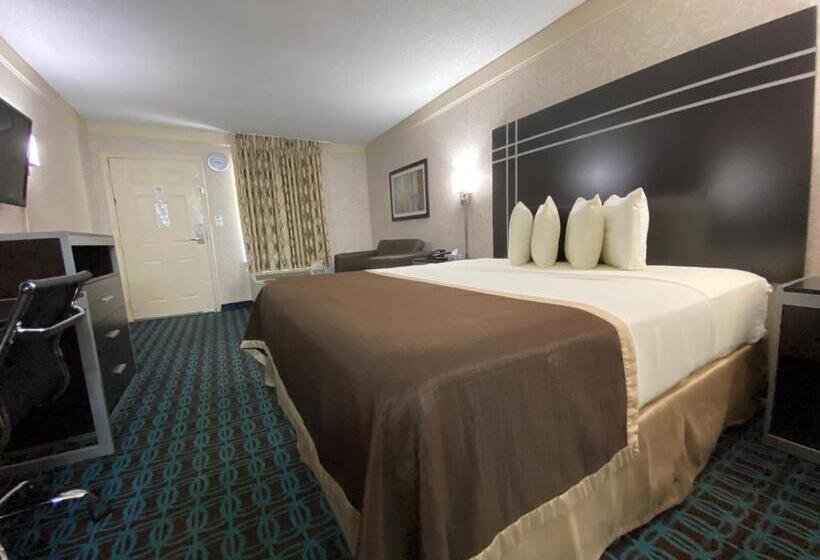 חדר סטנדרט עם מיטת קינג, Deluxe Inn   Fayetteville I 95