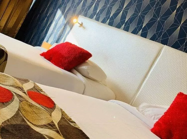 اتاق لوکس, Grand Hôtel De Nîmes 4 étoiles