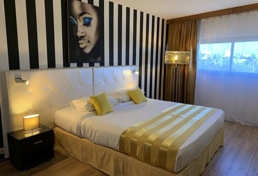 اتاق سوپریور, Grand Hôtel De Nîmes 4 étoiles