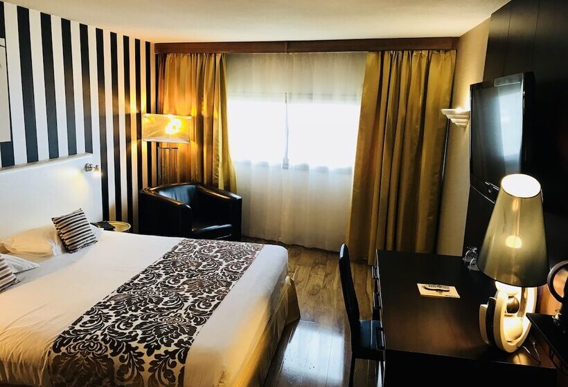 اتاق سوپریور, Grand Hôtel De Nîmes 4 étoiles