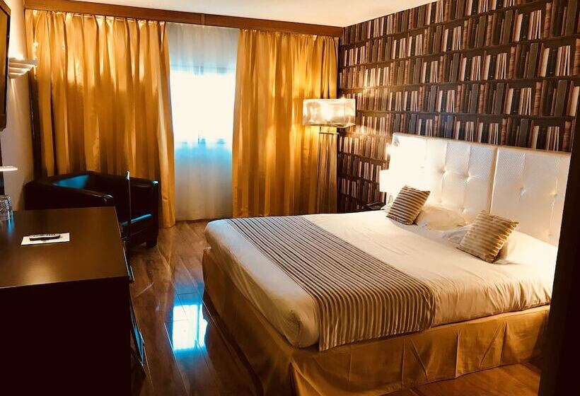 اتاق سوپریور, Grand Hôtel De Nîmes 4 étoiles