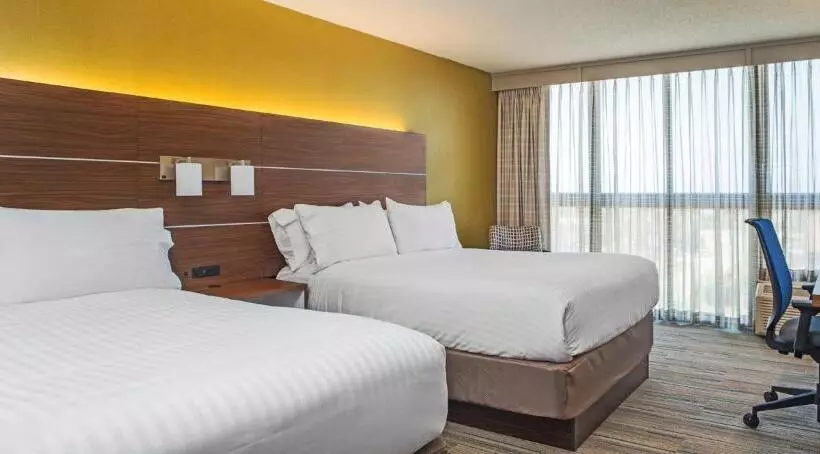 身障者適用スタンダードルーム, Holiday Inn Express Nags Head Oceanfront, An Ihg