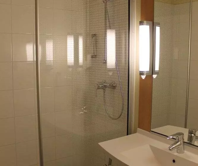 スタンダードルーム, Ibis Avallon
