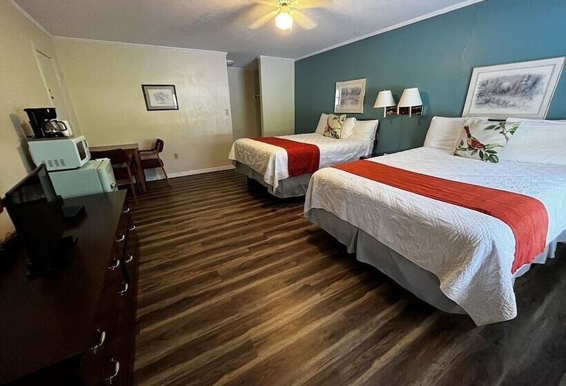 Номер Стандарт 2 Двуспальные Кровати, Meadowlark Motel With Restaurant & Bar