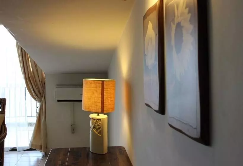 سوییت با چشمانداز دریا, Holiday Suites Hotel & Beach Resort