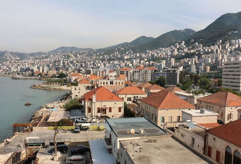 سوییت با چشم‌انداز دریا, Holiday Suites Hotel & Beach Resort