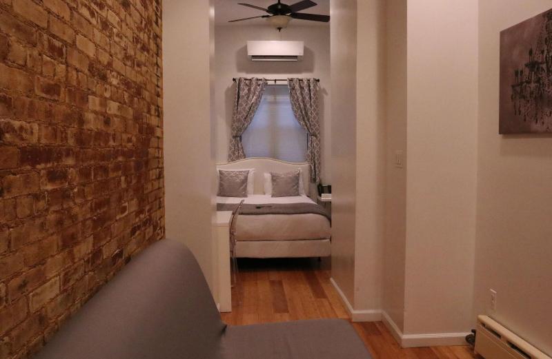 标准间, Chelsea Inn