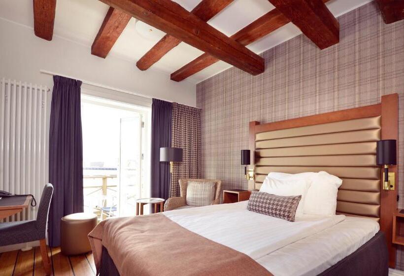 标准间带阳台, Clarion Collection Hotel Packhuset