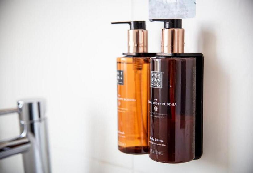 חדר אקונומי, Clarion Collection Hotel Packhuset