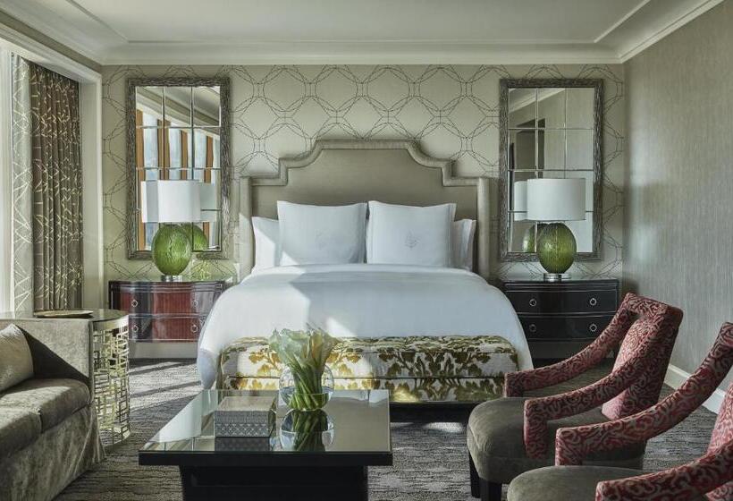 스탠다드 스튜디오 (전망), Four Seasons Hotel Las Vegas