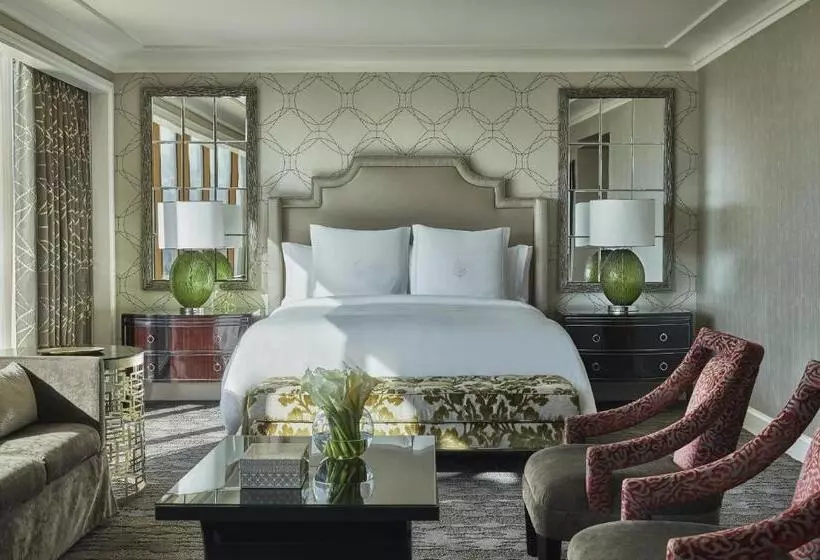 استودیو استاندارد با چشم‌انداز, Four Seasons Hotel Las Vegas